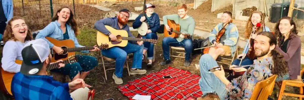 bluegrass circle with guitars